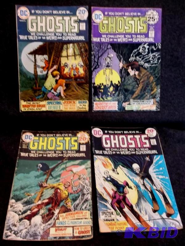 lot 59 image: Lot with 4 collectable comic books....