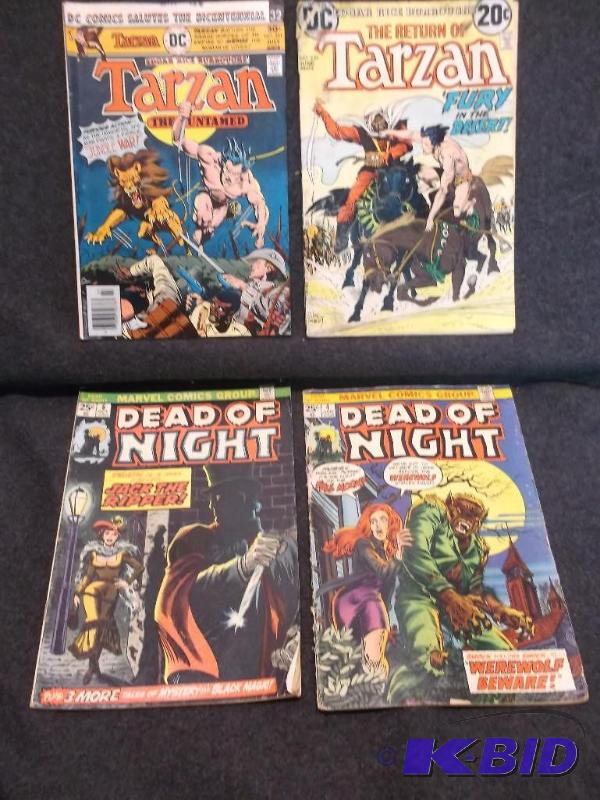 lot 63 image: Lot with 4 collectable comic books....