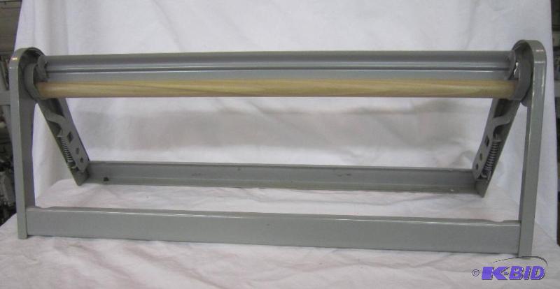 lot 367 image: Tissue paper or gift wrap paper holder and cutter 20 roll