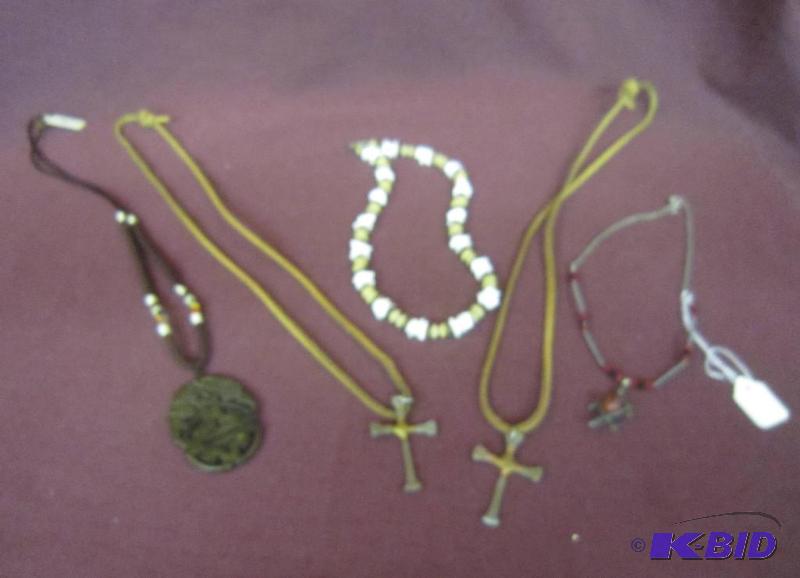 lot 388 image: NEW 5 necklaces stand not included
