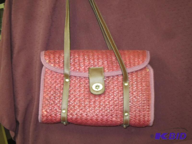 lot 415 image: NEW Mauve  Pink Purse with Brown Straps