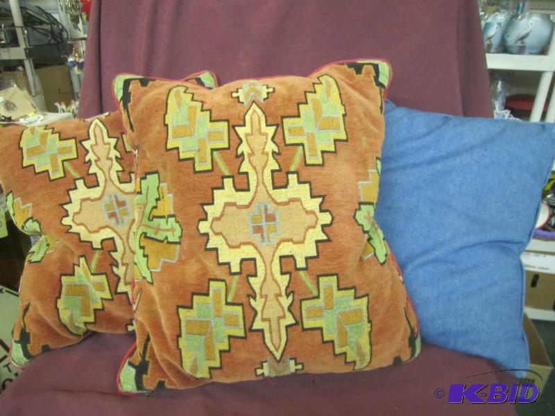 lot 422 image: 3 Pillows - 2 Southwest and 1 Blue