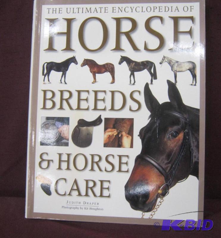 lot 426 image: Book - Horse Breeds and Horse Care 256 Pages