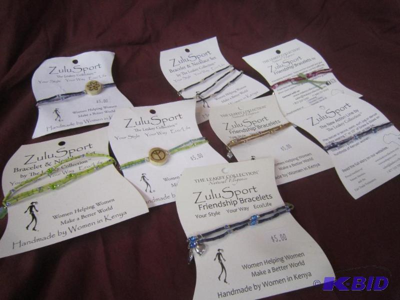 lot 431 image: NEW - Lot of 8 Friendship Bracelets