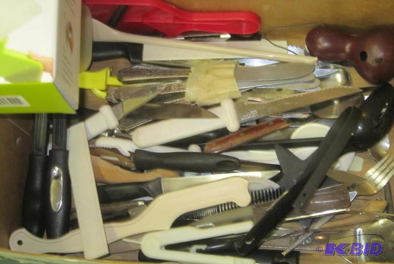lot 468 image: Misc Box Lot - Silverware, Kitchen utensil, Knives, Combs, Pizza Cutter, Cheese Cutter, ETC