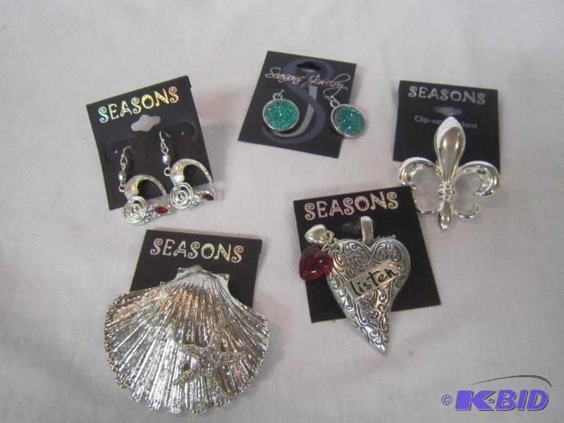 lot 504 image: Jewelry Box Lot - Clip Pendant, Earrings, Shell Pin
