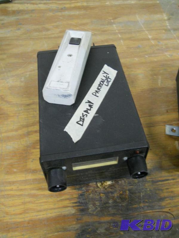 lot 11 image: Criminalistics Premier Canine System Remote Door Opener and Temp. Monitor