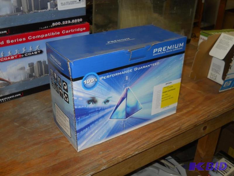 lot 110 image: HP 4600  4600N Ink Cartridge. NEW.