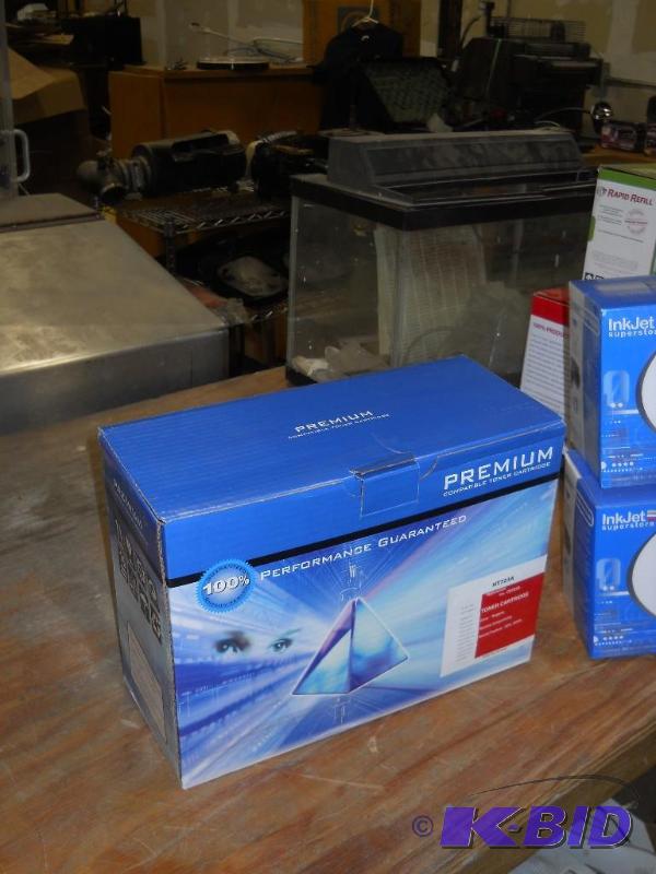 lot 114 image: HP 4600, 4600N Ink Cartridge. NEW.