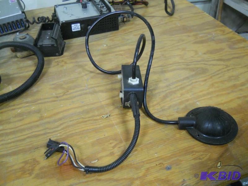 lot 25 image: Tremco Police Vehicle Anti-Theft System