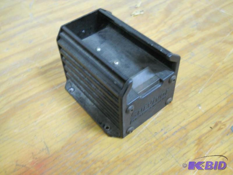 lot 26 image: Streamlight Survivor ACDC Steady Charger