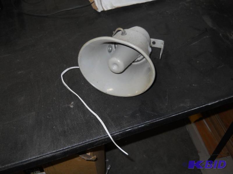 lot 35 image: PA  Siren Horn