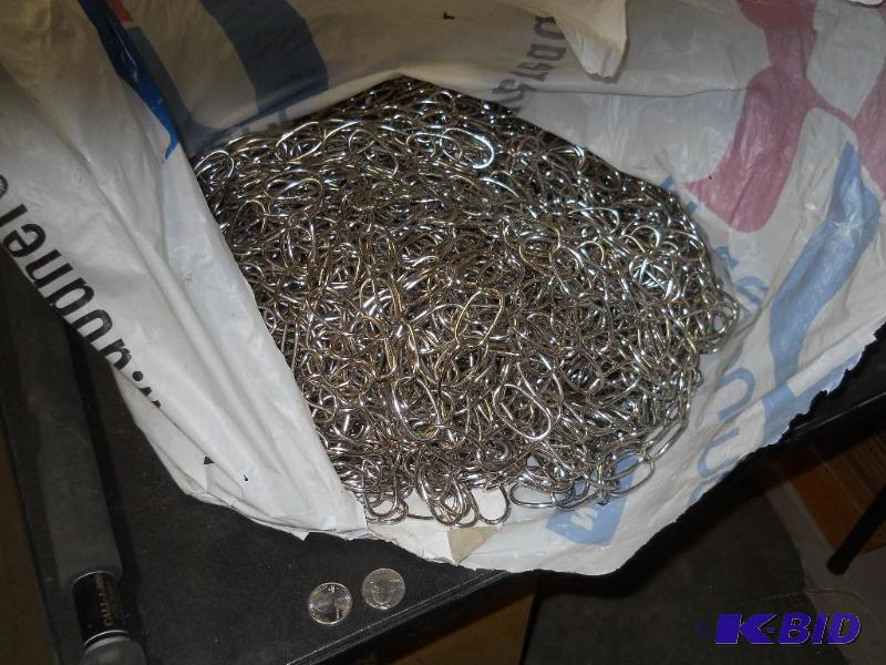 lot 37 image: Bag of Chain