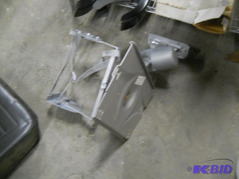 lot 76 image: TV Wall Mount