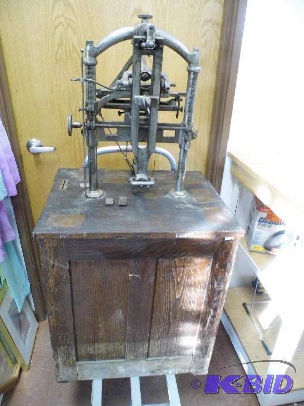 Antique Engraving Machine