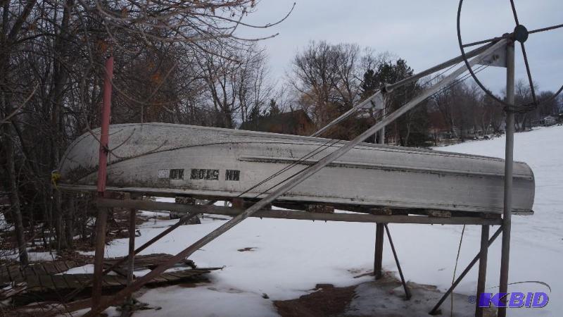 lot 3 image: 1968 14 SPTS Aluminum Fishing Boat - NO RESERVE