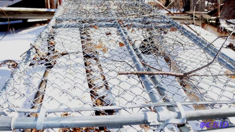 lot 7 image: Chain Link 2 Piece Gate