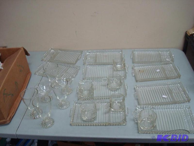 lot 46 image: Vintage Glass Luncheon Set Pieces...