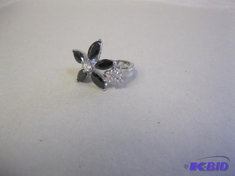 lot 53 image: Rhinestone Flower Fashion Ring...
