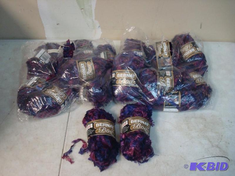 lot 82 image: Large Lot Of New Bernat Boa Yarn  ...