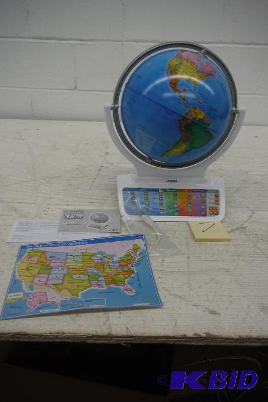 lot 7 image: Oregon Scientific Smart Globe Infinity