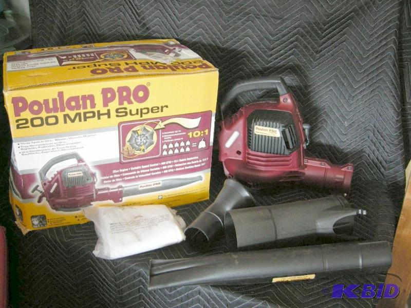 lot 24 image: Poulan Pro BlowerVacMulcher