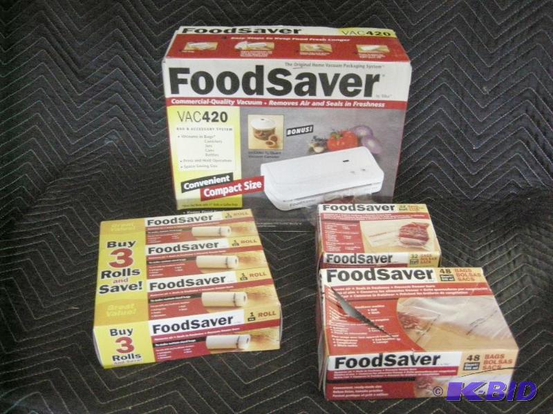lot 30 image: Foodsaver with bags