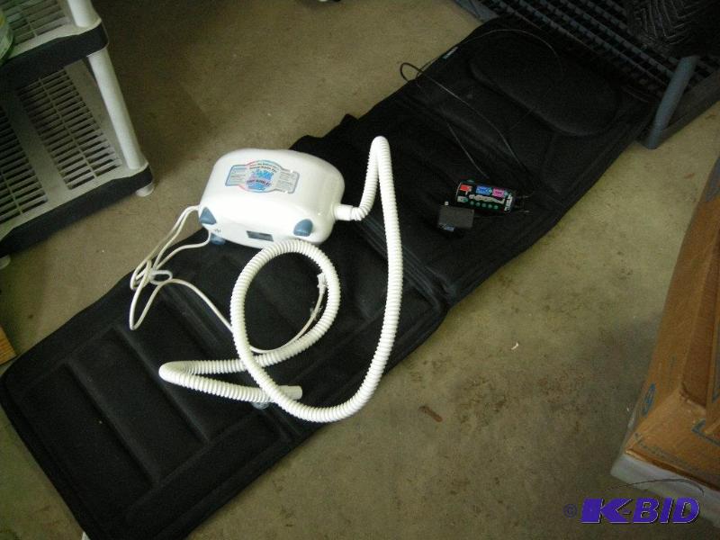 lot 49 image: BubbleSpa and Back Massager