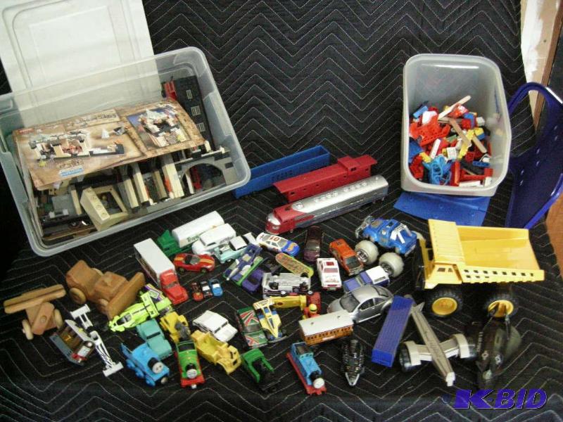 lot 71 image: Hot Wheels, Legos, etc