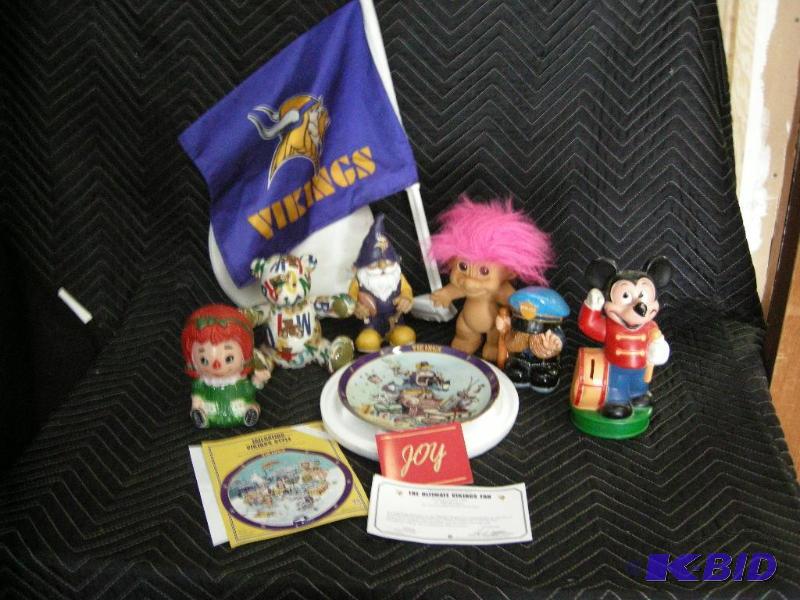 lot 72 image: Piggy banks, Vikings, Troll