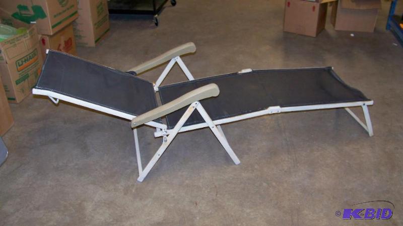 lot 111 image: Patio Folding Chaise Lounge Chair