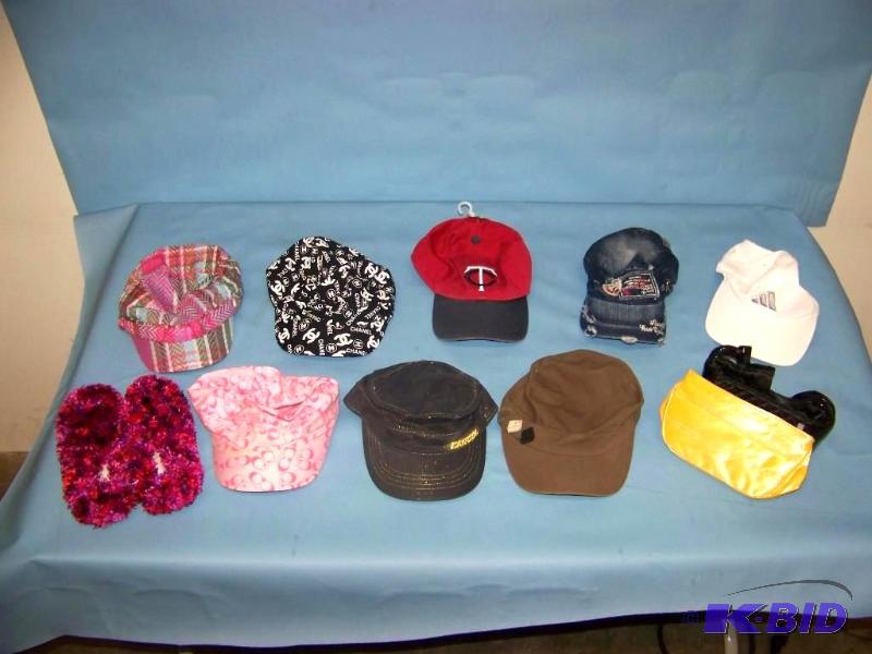 lot 44 image: Womens Hats
