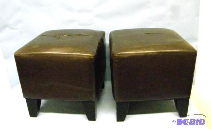 lot 61 image: (2) Foot Stools  Ottomans
