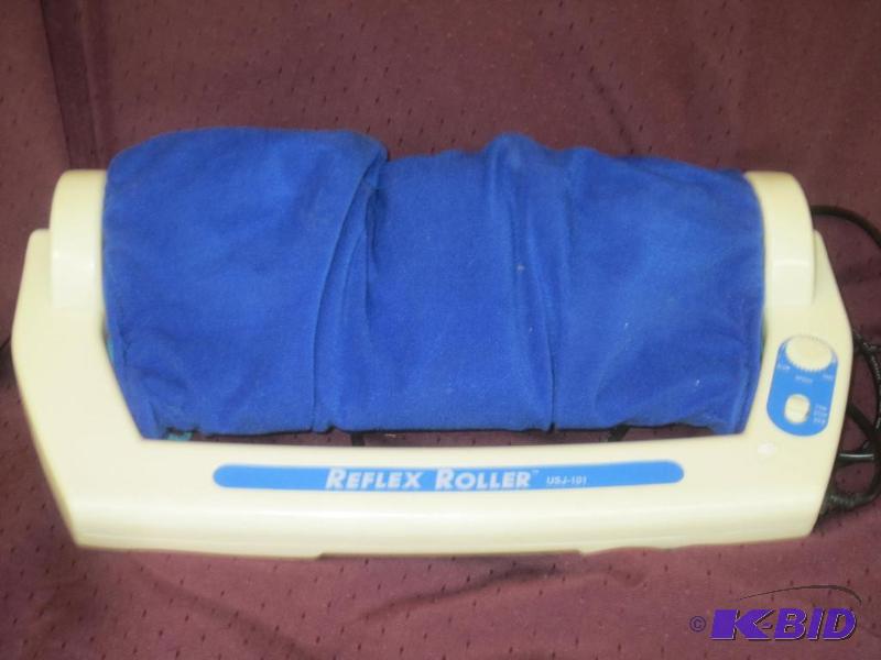 lot 542 image: Reflex Roller Deluxe Model Foot Roller - Really Nice - Available due to a no show from last auction