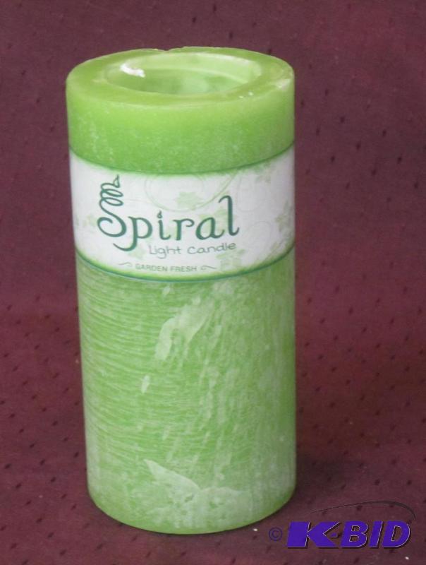 lot 550 image: NEW Green Candle - Spiral - Burns in Circle - Garden Free