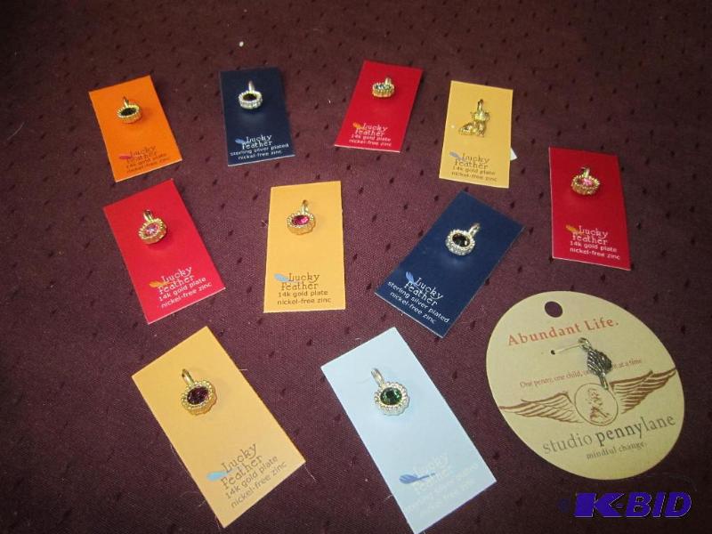 lot 570 image: NEW 11 Misc Charms or pendents