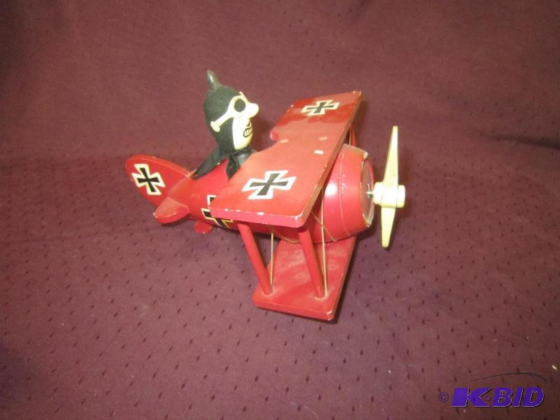lot 576 image: Schmidt Brothers 1968 Musical wood Plane Red Baron