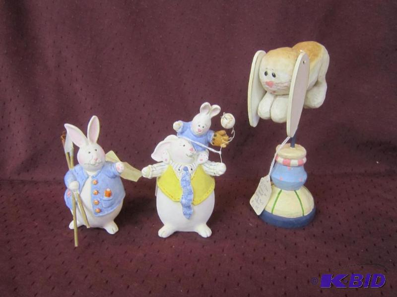 lot 583 image: Collectible Easter Eddie Walker and 2 Sandi Gore Bunnies
