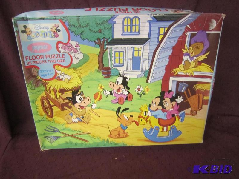 lot 599 image: Vintage Disney Floor Puzzle 35 pieces Babies