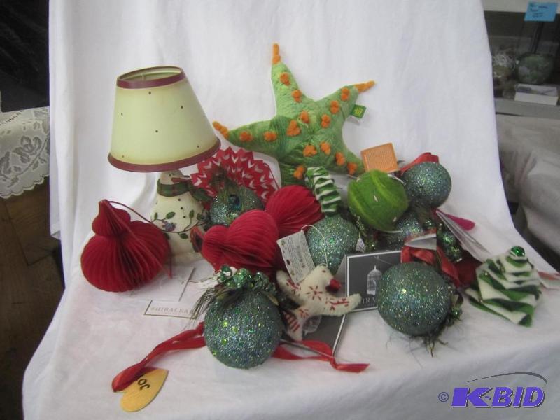 lot 624 image: Christmas Lot - Snowman Votive Holder Lamp, Star and Ornaments mostly new