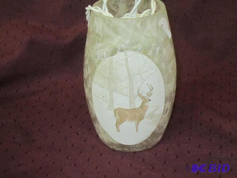 lot 661 image: NEW  Electric Frosted Glass Deer  Buck Light 5 12