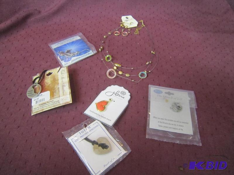 lot 671 image: New - Misc Jewelry Lot  6 Pieces
