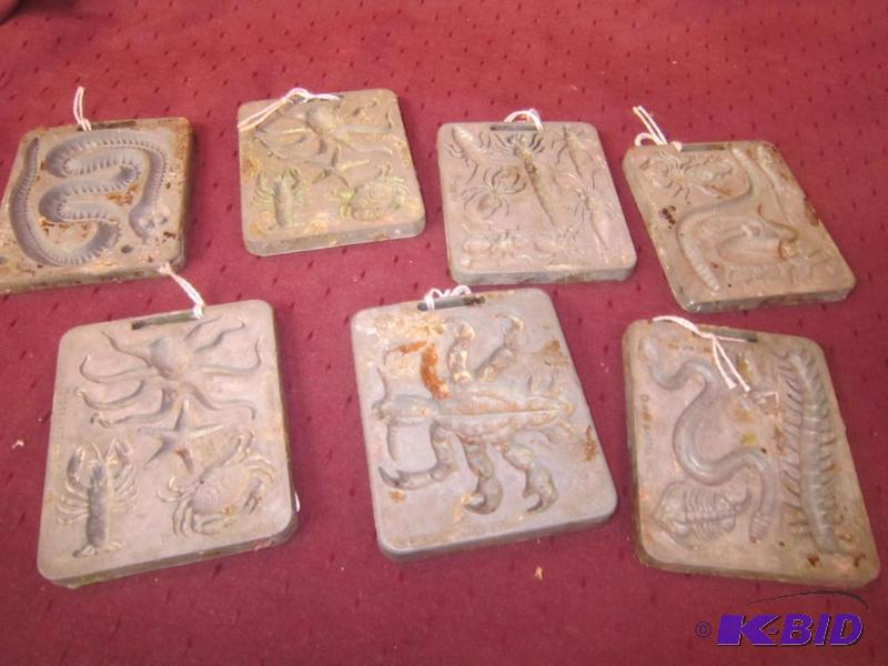 lot 679 image: 7 - 1964 Matel Collectible Molds (Metal) - Collectible