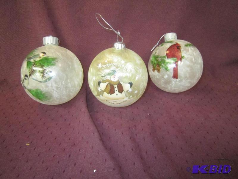 lot 700 image: NEW  Christmas - Handpainted Frosted Glass Ornaments Birds and Snowman Balls