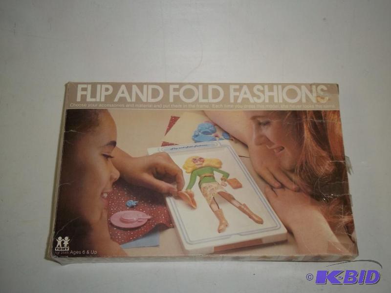 Flip and Fold Fashions toy...