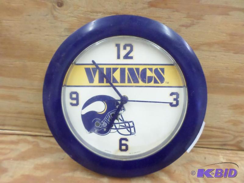 lot 11 image: Vikings Wall Clock...