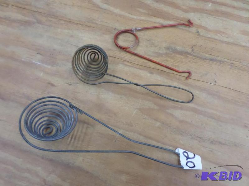 lot 20 image: (2) Vintage Minnow Nets & (1) Jaw Spreade...