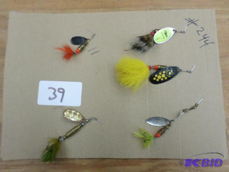 lot 39 image: (5) Vintage Spinner Lures...