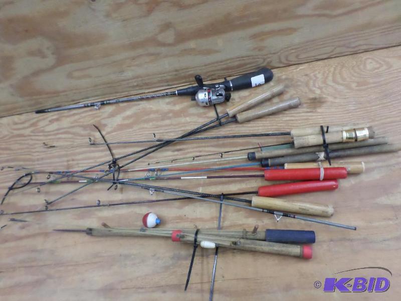 lot 65 image: Lot Of Misc Vintage Ice Fishing Rods...