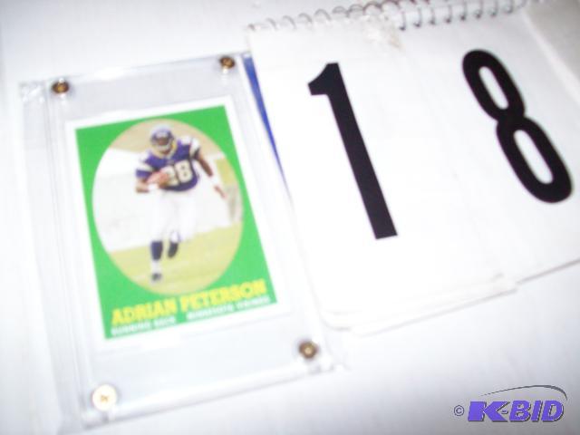 2007 Topps Adrian Peterson Rookie Card #9 of ...